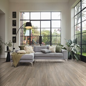 Oak Royale Rigid Core